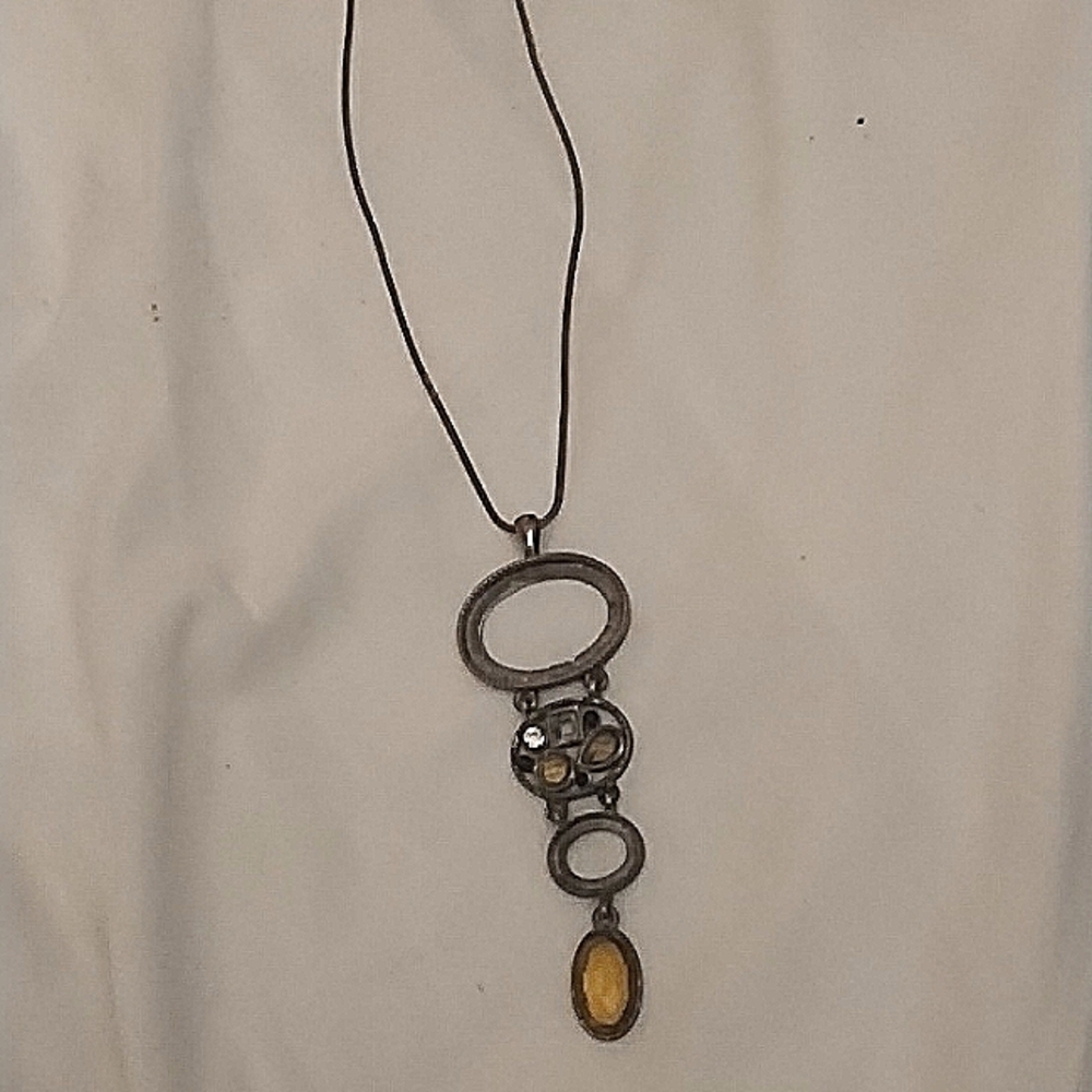 Handmain bohemian style pendant with chain
